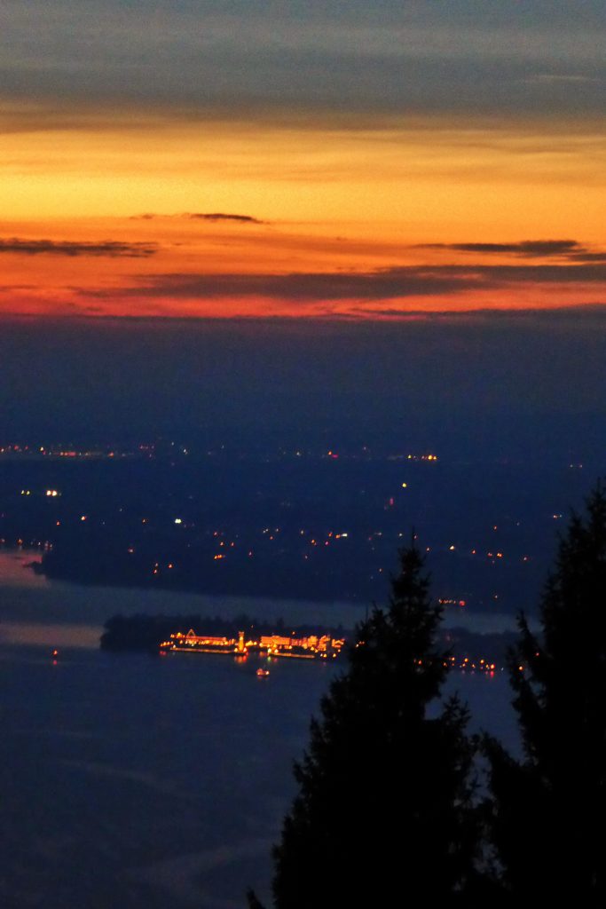 Wanderung mit Sonnenuntergang auf dem Pfänder