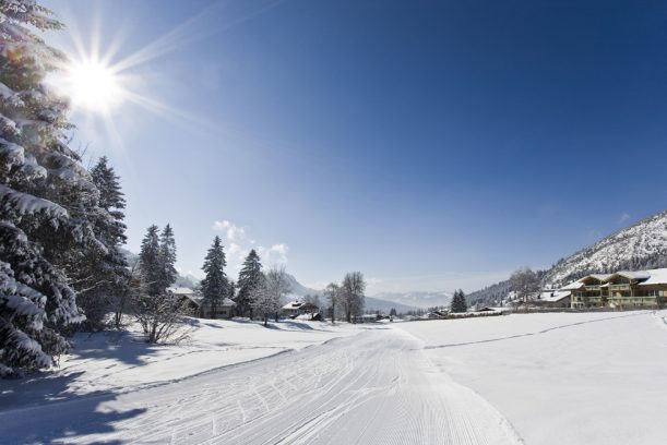 Skating und klassische Langlaufloipen sind in Oberjoch gespurt.